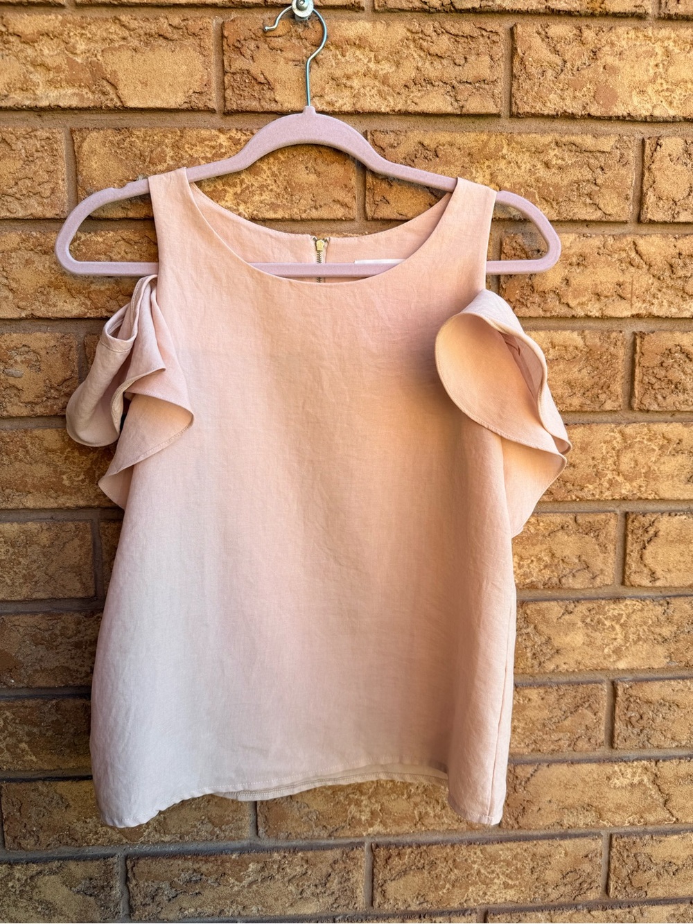 💫4/$25 • Circle Blush Pink Ruffle Cold Shoulder Top